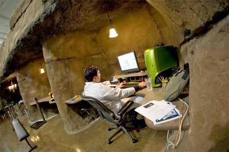office dalam gua yang cool