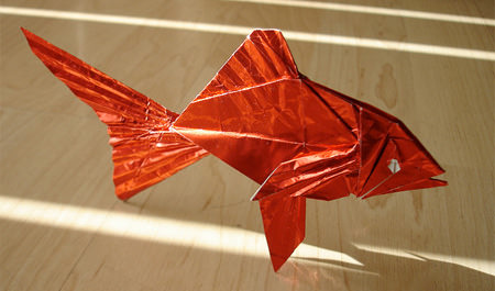 origami ikan emas