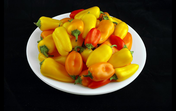 mini peppers: 740 grams=200 calories
