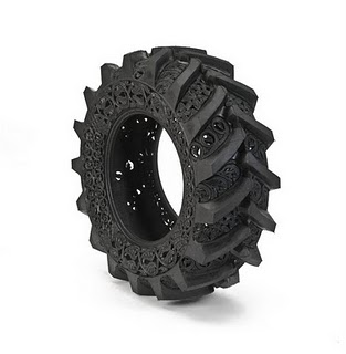 Amazing Hand Carved Tires Design (4)