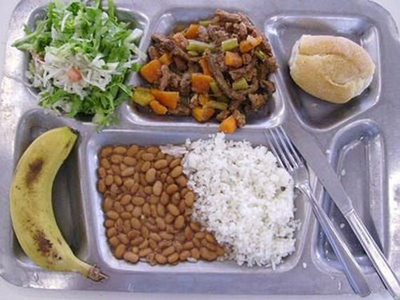 School-lunches-around-the-world-for-Childrens-Brazil