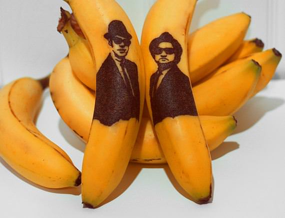 07-lukisan pada pisang